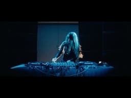Marie Davidson - Contrarian (Live Cuts at Abbey Road)