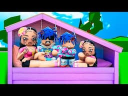TRAPPED In A TINY HOUSE WITH MY KIDS... (Brookhaven RP🏡)