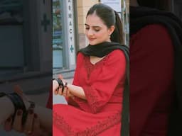 Tera chehra meri aankhan mai yo dekh khatke.....