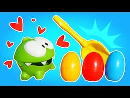 Ам Ням открывает разноцветные яйца и другое! 🔴 Веселые игры в видео про игрушки Om Nom