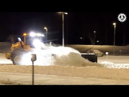 Volvo L90H with a YPV U plowing snow winter 2025 (Klaffblad)