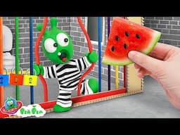 Pea Pea Escape from Cardboard Prison Challenge! 😲 Funny Cartoon for Kids