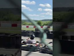 4 wheels instead of 2 and Tom finally beats his dad. #kartingdesfagnes