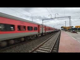 Lal Kuan - Howrah Weekly SF Express Skips Mirzapur Bankipur Station At A Slow Speed with Howrah WAP7