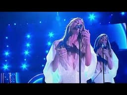 LeAnn Rimes - Blue ( live at 60th ACM Awards )