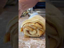 #sourdough #Apple cinnamon rolls couldn't look better! #recipe coming soon