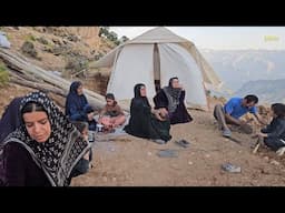 🏡👨‍👩‍👧 Kulthum's warm gathering with neighbors: Building a house platform with love