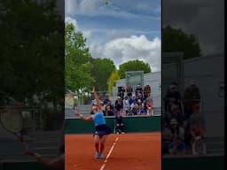 Jasmine Paolini Serve