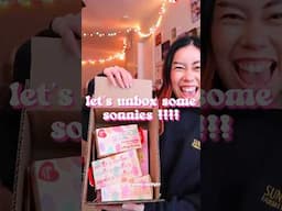 trinket girl opens blind boxes !