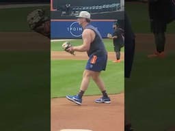 NY METS warming up on PRIDE NIGHT IN CITIFIELD