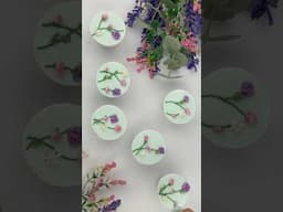 Just uploaded the full video tutorial on my channel! #howtopipebuttercreamflowersoncupcakes
