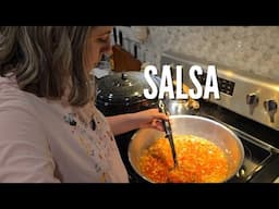 EASY SALSA RECIPE FOR CANNING | Small Town Southern Kitchen