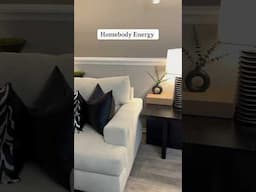 ✨Making your home feel warm and cozy doesn’t have to be complicated. #HomeDecor #CozyVibes