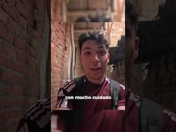 Me adentro en el barrio más pobre de India 🇮🇳 Video completo en la bio #india #viajes #viajar
