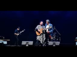 Viajando voy - Tierra Adentro (En vivo)