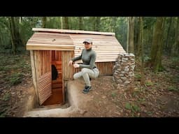 Building a Complete Underground Bushcraft Shelter with Hand Tools (Start to Finish)