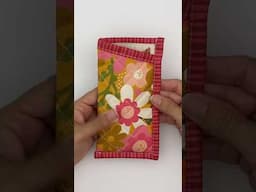 Click the play button ▶️ for the full tutorial to make a quilted glasses case. #summeronshorts