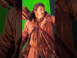 When Bard got SMACKED by his own son on The Hobbit set!