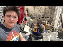 Random Bits 0338: A retiring landlord gives he his hoard of supplies!