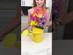 Easy gift for mom💛 I make a flower bouquet gift using a watering can.