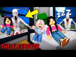 CREEPY GUY was SPYING on us at our SLEEPOVER at 3AM! *SCARY* 🩸😰 (Brookhaven Horror Movie Roleplay)