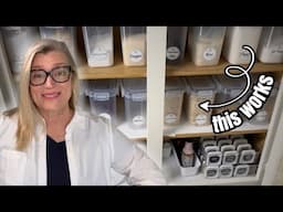 Tiny Kitchen Organizing- this system stays decluttered!
