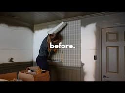wallpaper transformed this library into a totally different room...