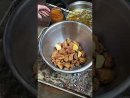 How we make Buffalo Chicken (of the woods) Pizza! #forageharvest #wildfood #offgridliving #foraging