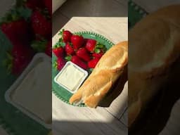 what I eat in a day as a girl who eats whatever she wants (springtime edition) 🍓🐣