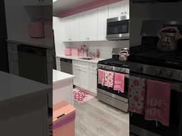 Pink kitchen Sunday reset 💞🩷😍 #pinkkitchen #pinkfinds
