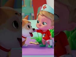 Roues sur l'ambulance #shorts #reels #entertainment #kids #emergencyvehicle #wheelsontheambulance