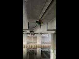 Tom Randall | Underpass crack climb