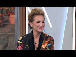 Elizabeth Perkins says people want to talk to her the most about 'Weeds' | New York Live TV