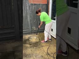 RENTED PATIO DEEP CLEAN - pressure washer  #smallgardenmakeover #backyardmakeover #pressurewashing