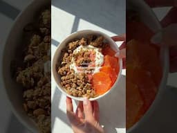 No more boring yogurt bowls! #mediterraneandiet #breakfastideas #granola #mealprep #easyrecipe