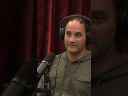Joe Rogan learns about fixed gear bikes