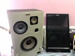 O Rei do Som - Caixas de Som Sony SS-S108BS