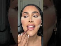 The long lasting lip liner trick that never fails 💋#hudabeauty #liphack #lipcombo #howto