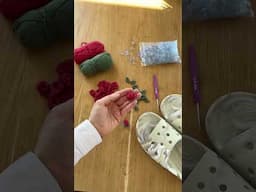 another pair of crocs I’m obsessed with 🌹 #diy #jibbitz #crochet