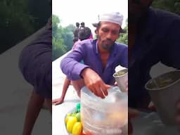 ఇక్కడ మీరు కోచ్‌ల లోపలి కంటే రైళ్లపై ఎక్కువ మందిని కనుగొంటారు!