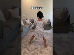 Penguin’s lil side-steps were killing me! #sambachallenge