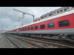 Howrah-Agra Cantt Chambal Express Skips Dankuni LC At Full Speed with AJNI WAP7