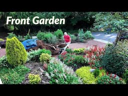 Touring the Front Garden – Fresh Mulch & Flower Power