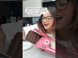 😱 GIANT 24 LAYER MATILDA CAKE!