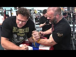 ПОЕДИНОК ЦЫПЛЕНКОВ VS SCHOOLBOY. Все раунды. "Рука как БРЕВНО"