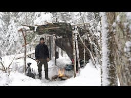 Winter Storm Camping in a Blizzard - Bushcraft Survival Shelter Build