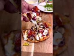 Mammah! I was telling the wife her favorite pizza place started sell Pita Pizza Pockets.