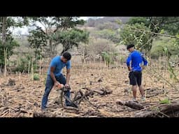 🛑Como todo Salvadoreño cortando la leña en la milpa😱para la sopa de gallina😲‼️Las Pampas Pesca y Mas