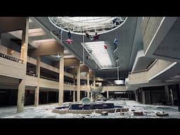 Inside Americas Largest Abandoned Mall | Century III