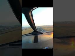 #Interjet #airbus #a320 aterrizando en #CDMX Excelente video del Cap Bernardo Palomares.